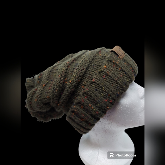 C.C Exclusives Olive Green Oversized Cable Knit Confetti Pom Pom Hat Women's - Picture 4 of 9